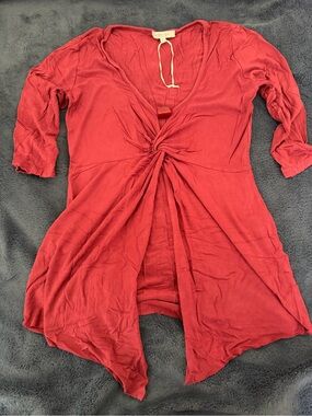 Vertigo Paris Red Twist-Front Tunic Top